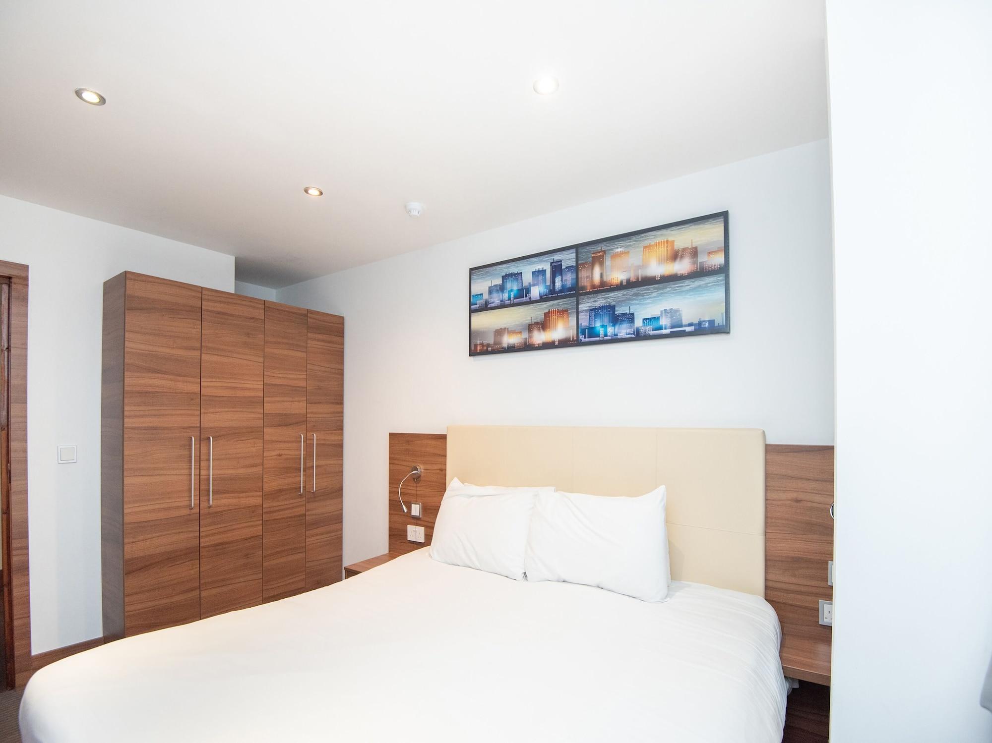 ווטפורד Livin' Serviced Apartments מראה חיצוני תמונה